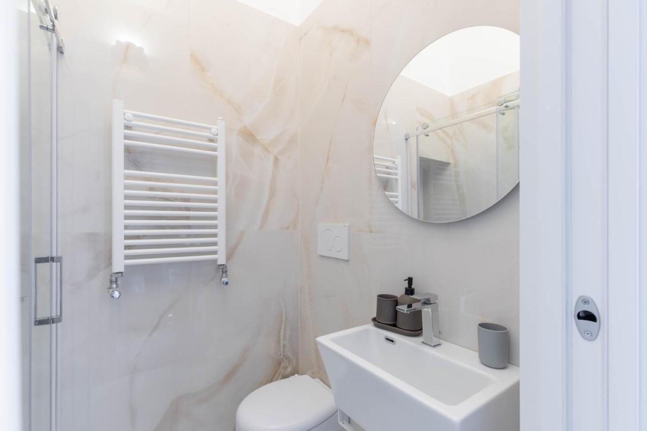 Iflat Pantheon'S Roomy And Friendly Apartment Рим Экстерьер фото